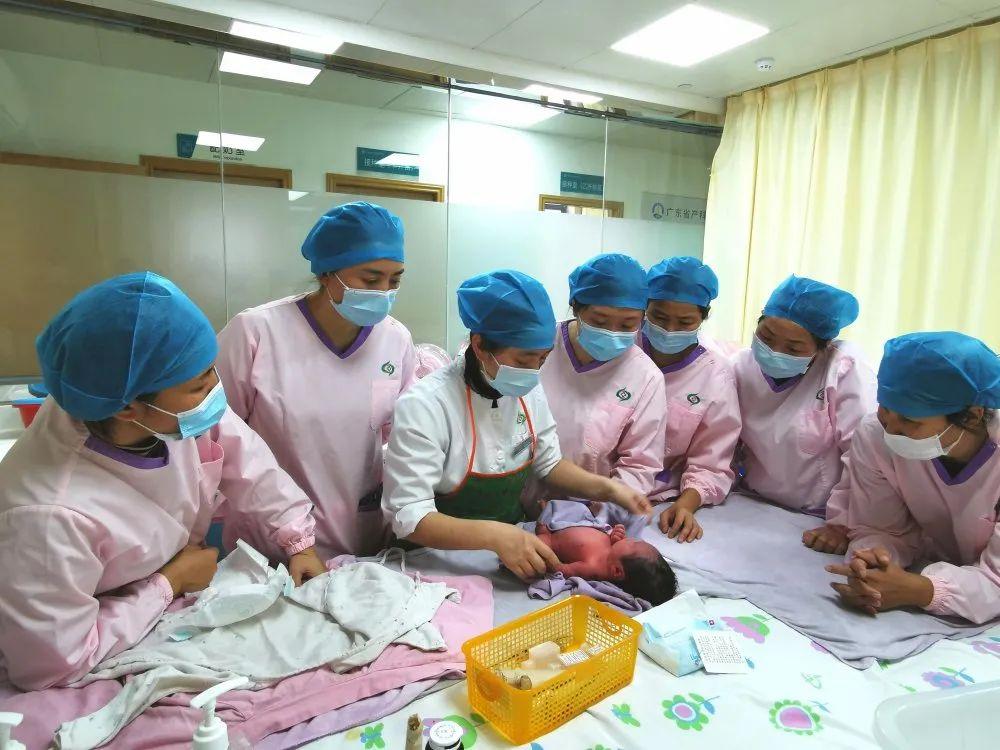 儋州妇婴监护型护送